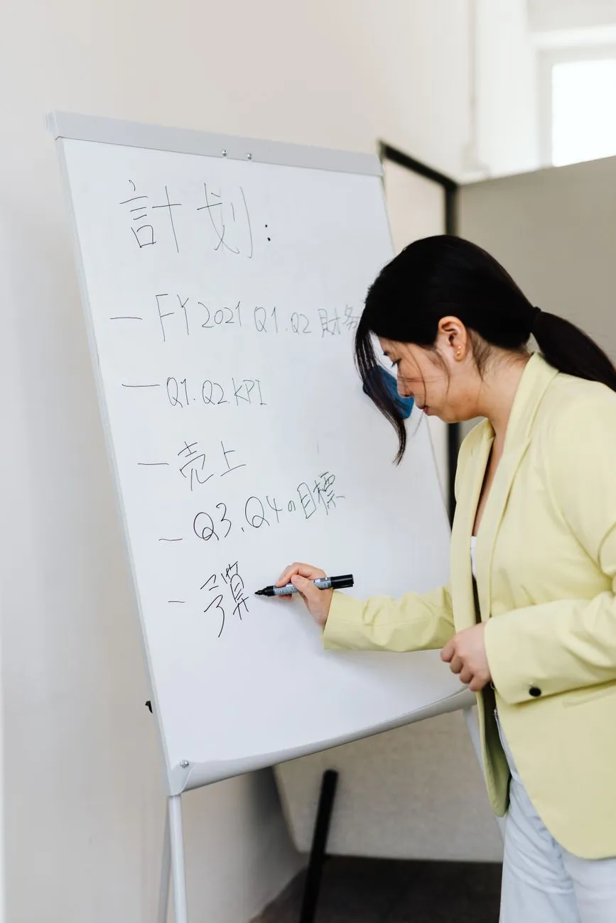 实验室通风系统设计与废气处理达标的关键技术要点解析